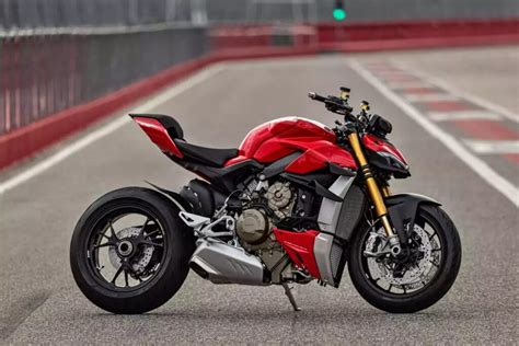 naked bikes|The Best Naked Motorcycles [2024 Edition] .